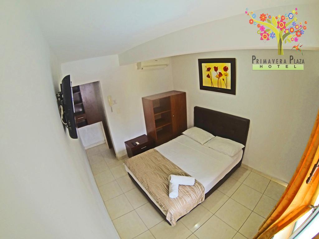 Hotel Primavera Plaza Melgar Quarto foto
